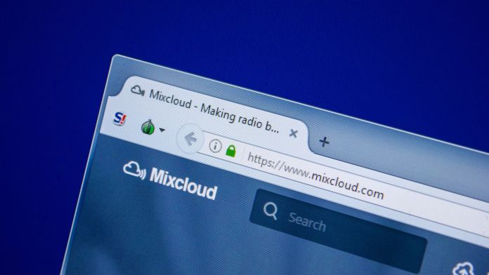  mixcloud "title =" mixcloud "/> </div>
<ul>
<li><strong> Mixcloud در اوایل ماه یک مورد نقض داده های ناشناخته متحمل شد ، و داده های سرقت شده اکنون به فروش می رسد. </strong></li>
<li><strong> فروشنده لیست نامهای کاربری ، آدرس های ایمیل ، آدرس های IP و </strong></li>
<li><strong> Mixcloud می گوید دلیلی برای نگرانی از هیچ چیز وجود ندارد ، اما بیست میلیون نفر PII خود را در معرض نمایش قرار داده اند. </strong></li>
</ul>
<p> براساس گزارشی از TechCrunch ، یک دفع داده جدید وجود دارد که برای فروش در وب تاریک در حال حاضر ، و به نظر می رسد که از نقض رخ داده در سکوی پخش جریان صوتی Mixcloud به وجود آمده است. Mixcloud یک سرویس پخش موسیقی بسیار معروف بریتانیا است که بیش از یک دهه پیش راه اندازی شد و طیف گسترده ای از برنامه های رادیویی را ارائه می دهد ، دی وی دی میکس ، پادکست و آهنگ. همانطور که به نظر می رسد این پلت فرم در اوایل ماه دچار نقص داده شده است اما آن را برای عموم افشا نکرده است. </p>
<p> ممکن است Mixcloud این نقض را متوجه نشده باشد ، یا ممکن است تصمیم گرفته اند تا آن راز نگه دارند تا درونی آنها تحقیقات به پایان رسید. به هر صورت ، این زباله در حال حاضر برای فروش است و این واقعیت که هیچ چیزی در وب سایت پخش صوتی وجود ندارد تا کاربران را از این واقعیت آگاه سازد ، به هیچ وجه مثبت نیست که ما آن را ببینیم. داده هایی که برای فروش در دسترس است شامل نام های کاربری ، آدرس های ایمیل ، آدرس های IP ، پیوندهایی به عکس های نمایه ، کشورها و گذرواژاتی است که با الگوریتم SHA-2 تقسیم شده است. این جزئیات اخیر ، آسایش را در معرض دید کاربران قرار می دهد ، زیرا SHA-2 یک عملکرد هش رمزنگاری است که در حال حاضر ایمن در نظر گرفته شده است. </p>
<p> TechCrunch برخی از داده های مورد آزمایش را آزمایش و صحت آن را تأیید کرد. برچسب قیمت این کمپرسی 0.5 بیت کوین یا حدود 4000 دلار است. این مربوط به مبلغ ناچیز برای هر حساب است ، زیرا داده ها بدون گذرواژه های متن کاملاً ارزشمند نیستند. با این حال ، کاربران در معرض هنوز هم می توانند قربانی حملات فیشینگ یا سایر اقدامات کلاهبرداری شوند. به گفته این ، ما پیشنهاد می کنیم رمز عبور خود را بر روی سیستم عامل مجددا تنظیم مجدد کنید ، اما توجه داشته باشید که این خطرات خطرات شما را در نتیجه این واقعه برطرف نمی کند. </p>
<p> در مورد Mixcloud ، انگلیس هنوز هم است. بخشی از اروپا ، و بنابراین مقررات GDPR هنوز هم برای این شرکت اعمال می شود. گفته می شود ، آنها به احتمال زیاد تا 4٪ از گردش مالی سالانه خود را برای این نقض داده جریمه می شوند. در این میان ، خوب خواهد بود که یک اعلامیه عمیق تر داشته باشیم و آنچه را که اتفاق افتاده توضیح داده شود و همچنین اعلان های مربوط به نقض داده ها به کاربران آسیب دیده ارسال شود. من به عنوان یک کاربر Mixcloud ، می توانم تأیید کنم که هنوز هیچ چیزی منتشر نشده است. </p>
<p> <em> آیا شما از Mixcloud استفاده می کنید ، یا یک سرویس پخش صوتی مختلف را ترجیح می دهید؟ به ما در نظرات زیر اطلاع دهید یا به بحث در مورد اجتماعی ما ، در فیس بوک و <a href=