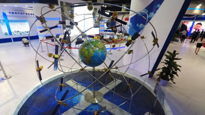  beidou "title =" beidou "/> </div>
<ul>
<li><strong> BeiDou چین نزدیک است تا به مرحله سه برسد ، سرانجام پس از پنج سال در حال توسعه جهانی می شود. </strong></li>
<li><strong> سیستم جدید موقعیت یابی بلافاصله در خدمت تلفن های هوشمند چینی ، ایالت ، ارتش و آژانس های فضایی. </strong></li>
<li><strong> این به GPS ، GLONASS و Galileo اضافه شده است ، بنابراین Orbit Earth Orbit (LEO) واقعاً شلوغ می شود. </strong></li>
</ul>
<p> چینی ها با این ایده که می توانند GPS خود را بسازند ، معاشقه می کنند. سیستم موقعیت یابی جهانی) سیستم به جای فن آوری متعلق به ایالات متحده از سال 2015 وقتی که نورینکو و علی بابا 310 میلیون دلار در پروژه مربوطه سرمایه گذاری کرده اند ، از آن استفاده می کنند. مدار در اواسط سال 2020. این بدان معنی است که ما بسیار نزدیک به راه اندازی جهانی سیستم جدید موقعیت یابی هستیم و بسیاری از مدل های گوشی های هوشمند چینی (حدود 70٪) از قبل با این فناوری جدید سازگار هستند ، بنابراین وقتی اتومبیلی به طور خودکار روی آن تغییر می کنند. </p>
<p> Simila با توجه به آنچه روسیه با سیستم موقعیت یابی و موقعیت یابی ماهواره ای GLONASS انجام داد ، قرار است BeiDou استقلال تکنولوژیکی مورد نظر خود را در اختیار چین قرار دهد. این به ویژه با توجه به تنش های بین آنها و ایالات متحده است ، که دقیقاً زمینه همکاری با پدال های گل رز را فراهم نمی کند. اگر ایالات متحده تصمیم به غیرفعال کردن دسترسی چینی ها به سیستم GPS گرفت ، آنها می توانند از لحاظ تئوریک این کار را انجام دهند. سیستم هایی مانند GPS ، GLONASS ، Galileo و BeiDou نقش مهمی در جامعه امروز به دست می آورند ، بنابراین خاموش کردن آنها باعث اختلال و بی ثباتی اقتصادی در مقیاس بزرگ می شود. در حال حاضر ، 120 شریک علاقه خود را به استفاده از BeiDou برای نقشه برداری ابراز داشته اند. </p>
<p> در مورد جنبه فنی BeiDou ، آن را دقیق تر از GPS است. در واقع ، مرحله سوم BeiDou دقت موقعیت یابی در سطح میلی متر را نشان می دهد ، در حالی که آخرین نسخه GPS با دقت 30 سانتی متر (12 اینچ) مشخص می شود. در مورد صحت زمان بندی ، BeiDou رقمی را وعده می دهد که در حدود 50 نانو ثانیه و با سرعت سرعت 0.2 متر در ثانیه است. همه اینها مبنایی برای سیستمهای یکپارچه تر و در دسترس تر خواهد بود ، که نباید انتظار داشته باشیم تا قبل از سال 2035 شاهد آن باشیم. </p>
<p> GPS از سال 1978 در خدمت بشر بوده است ، اما به جای بشریت ، بر اساس اعتماد به پیش می رود. و همکاری ، ملل در حال غرق شدن در کمال ناباوری هستند و بنابراین ترجیح می دهند به قدرت خود متکی باشند. این بدان معناست که ماهواره های موقعیت یابی بیشتر و جهانی در مدار کم زمین پرتاب می شوند ، با یکدیگر تداخل می کنند و باعث می شوند که لغزهای چرخه ای و از بین رفتن قفل ها در حامل ایجاد شود. بنابراین ، ما شاهد تخریب کیفیت ارزیابی های موقعیت یابی هستیم ، زیرا بسیاری از سیستم های موجود در آنجا سعی در سرویس دهی به دستگاه های همسایه اما متفاوت دارند و این کار را در یک زمینه فنی مشابه انجام می دهند. </p>
<p> <em> شما چیست؟ در بالا؟ در بخش زیر ، یا در مورد اجتماعی ما ، در فیس بوک و <a href=