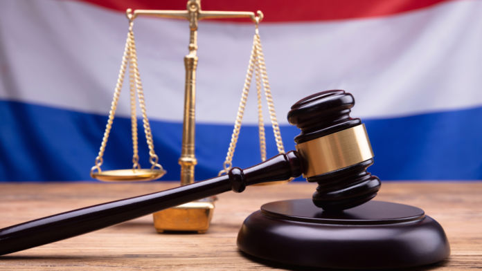  دادگاه هلندی "title =" دادگاه هلندی "/> </div>
<ul>
<li><strong> FilmWorks هلندی دوباره به شکار دزدان دریایی برمی گردد و پرونده آنها به دیوان عالی کشور منتقل می شود. </strong></li>
<li><strong> این شرکت قبلاً دو شکست در دادگاه داشته است. </strong></li>
<li><strong> ISP Ziggo به سختی از آنچه مشتریان ممکن است انجام دهند محافظت می کند تا از مشتریان خود مطلع شود. </strong></li>
</ul>
<p> 'Film FilmWorks هلندی' ، توزیع کننده فیلم مستقر در اوترخت. کسی که به فیلم های تئاتر و همچنین ناشر کتاب و مجله توجه می کند ، پس از 377 دزدان دریایی BitTorrent می رود.این شرکت پرونده ای را به دیوان عالی ارائه کرده است و شرکت Ziggo ISP (ارائه دهنده خدمات اینترنت) را به دلیل تسهیل در نقض حق نسخه برداری متهم کرده است. فعالیت ها ، و از آنها خواسته است تا جزئیات شناسه 377 مشترکین خود را تحویل دهند. حق صاحب آدرس آدرس های IP را در دست خود دارد ، بنابراین آنها اکنون به دنبال ایجاد ارتباط با نام های واقعی هستند. </p>
<p> تاکنون دادگاه ها در هلند دیه ای نگرفته است داوری که ISP را مجبور کند هویت مشتریان خود را فاش کند ، و دارندگان حق چاپ نیز به هر حال به دنبال دزدان دریایی معمولی نمی روند. با این حال ، FilmWorks هلندی دوست دارد این تغییر را ببیند ، زیرا دزدی دریایی در شبکه های همسالان تأثیر منفی بر تجارت آن می گذارد. دو سال پیش ، آنها مجوزهایی را برای آنها فراهم کردند که به آنها امکان ردیابی آدرس های IP کاربران BitTorrent که در فعالیت های غیرقانونی به اشتراک گذاری پرونده ها شرکت کرده بودند ، را دادند. آنها لیستی را با آدرس های IP نقض کنندگان گردآوری کردند و از زیگو خواستند که هویت های مرتبط را تحویل دهد. دومی از اجرای این درخواست خودداری كرد ، بنابراین حكم دادگاه تنها راهی برای فشار آوردن به آنها خواهد بود. </p>
<p> در ماه فوریه ، ما اخبار مربوط به حمایت از دادگاه مرکزی هلند را با حمایت از زیگو با امتناع از صدور حكم به اجبار آنها پوشش دادیم. برای شناسایی هویت دزدان دریایی ادعا شده. استدلال دادگاه براساس سابقه قضایی دادگاه آمریكا صورت گرفته است كه همبستگی مشخص صاحب اتصال اینترنتی با نقض حق چاپ را رد می كند. آدرس IP مربوط به نام مشترک است ، اما همین ارتباط اینترنتی ممکن است توسط بسیاری از افراد مورد استفاده قرار گیرد ، بنابراین جرم را نمی توان با اطمینان نسبت داد. </p>
<p> بنابراین ، مرحله بعدی و احتمالاً نهایی این بود که پرونده را بردارید. دیوان عالی کشور ، بنابراین 377 دارندگان حساب همچنان مضطرب هستند. گفته می شود که این افراد در به اشتراک گذاری فیلم "محافظ هیتمن" ، عنوانی متوسط ​​که در شکار مجدد دزدان دریایی در طول سال 2019 دوباره استفاده شده است ، شرکت کرده اند. همانطور که هلندی FilmWorks اظهار داشت ، آنها هشدارهایی را برای این افراد صادر می کنند ، اما آنها ممکن است همچنین بخاطر نقض 150 یورو جبران خسارت بپرسید. راه ما آن را می بینیم ، هدف این است که به یک نکته اشاره کنیم و کاربران اینترنت را از استفاده از BitTorrent برای بارگذاری ، بارگیری و یا به اشتراک گذاری محتوای محافظت شده از حق نسخه برداری منصرف کنیم. </p>
<p> <em> آیا فکر می کنید دیوان عالی باید فیلم FilmWorks هلندی را عزل کند. درخواست؟ نظرات خود را در نظرات زیر به ما اطلاع دهید ، یا در فیس بوک و <a href=