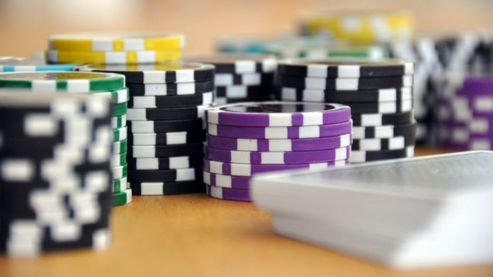 What's the Difference Between Token vs Coin