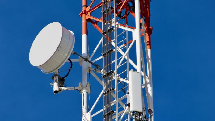  5g_4g_networks_antenna "title =" 5g_4g_networks_antenna "/> </div>
<ul>
<li><strong> FCC نام telcos هاي نامطبوع آمريكايي را كه در حال فروش اطلاعات محل سكونت افراد به هر كسي بودند ، پرده برداشت. </strong></li>
<li><strong> در مجموع 200 میلیون دلار پس از اعتراضات آنها. </strong></li>
<li><strong> سناتور راب ویدن این جریمه را یک شوخی کامل و بسیار ناکافی به عنوان یک عامل بازدارنده می داند. </strong></li>
</ul>
<p> در ابتدای ماه ، FCC (کمسیون ارتباطات فدرال) تأیید کرد. کارگزاران داده سایه دار مرتباً داده های تلفن تلفنی مشترکان را مستقیماً از شرکتهایشان خریداری می کردند. هنگامی که این اولین افشاگری ها در اخبار ظاهر شدند ، FCC گزارش ها را بررسی کرد و در پایان اعتراف کرد که معتبر بودن آنها برای یک یا چند ارائه دهنده خدمات مخابراتی در معتبر است. ایالات متحده: از آنجا که جسد مجبور به جریمه شد ، افشای اینکه کدام تله ها در پشت فعالیت های بحث برانگیز قرار داشتند ، فقط موضوع زمان بود و اکنون زمان آن رسیده است. </p>
<p> Accor در آخرین گزارش ها ، telcos ها عبارتند از "AT&T Inc." ، "Verizon Communications Inc." ، "Sprint Corp" و "T-Mobile US Inc". جریمه ای که FCC اکنون برای این چهار شخص پیشنهاد داده است ، در مجموع به 200 میلیون دلار خواهد رسید که احتمالاً بسیار کمتر از چیزی است که آنها از فروش داده های موقعیت مکانی کاربر ساخته اند. طبق قانون مقرر ، telcos این فرصت را می دهد که مجازات ها را به چالش بکشد ، که می تواند منجر به کاهش جریمه های نهایی شود. تقریباً مطمئناً در نظر گرفته می شود که آنها به مشاجره حقوقی بپردازند ، بنابراین FCC به احتمال زیاد در ابتدا چیزی را پیشنهاد می کند که فراتر از مبلغ فوق باشد ، و هدف آن رقم نهایی 200 میلیون دلار است. </p>
<p> بنابراین ، چرا این حامل ها مردم را فروختند. به هر حال داده های مکان؟ ظاهراً ، این اشتراک ویژه داده ها پس از اعلام نیاز پلیس و تیم های امداد و نجات آغاز شد. با این حال ، telcos تصور می کردند که می توانند از این طریق درآمد کسب کنند و فروش داده به کارگزاران یا ارائه دهندگان خدمات سایه دار را بدون درخواست گارانتی یا اثبات به دلایل خود آغاز کردند. این مدت مدتی ادامه یافت و از آنجا که در زیر جدول اتفاق افتاد ، مشترکان از این طرح آگاهی نداشتند. هنگامی که مادربرد به یک شکارچی فضل پرداخت 300 دلار پرداخت و همه آنها موفق به جابجایی تلفن یک همکار شدند ، ناگهان ناگهان اتفاق افتاد. </p>
<blockquote class=