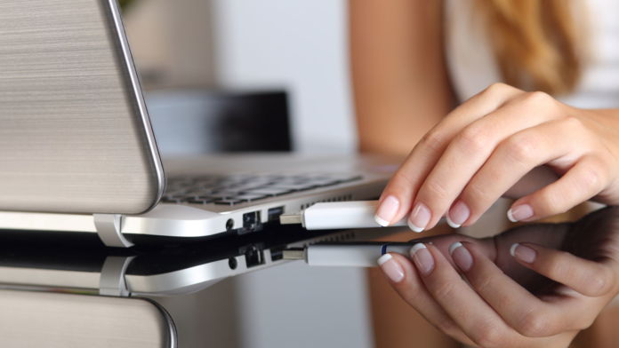  usb stick "title =" usb stick "/> </div>
<ul>
<li><strong> بازیگران مشغول گردش درایوهای USB هستند که ادعا می کنند آنها حاوی لیستی از محصولات واجد شرایط برای دریافت رایگان از" بهترین خرید "هستند. </strong></li>
<li><strong> درایو USB می تواند بدست آورد. بارهای مختلف ، اجرای دستورات از طریق شبیه سازی صفحه کلید ، و ارسال اطلاعات به بازیگران. </strong></li>
<li><strong> کاربران هرگز نباید درایوهای USB ناشناخته را بر روی سیستم های خود فقط از روی کنجکاوی وصل کنند تا ببینند آنچه در آن قرار دارد. </strong></li>
</ul>
<p> روند جدیدی در اجتماعی وجود دارد. حملات مهندسی ، جایی که بازیگران کارت های هدیه 50 دلاری جعلی "بهترین خرید" را به شرکت ها و افراد ارسال می کنند. با هرکس که در حال حاضر در خانه بماند ، خرید آنلاین رونق دارد ، بنابراین این حملات شرایط بهتری برای موفقیت پیدا می کنند. یک درایو USB را در بر داشته باشید که ظاهرا لیستی از مواردی را دارد که با استفاده از کارت هدیه می توانید خرید کنید. هر کس در ذهن صحیح خود فوراً فهمیده باشد که هیچ دلیل معتبری در جهان وجود ندارد که یک USB USB را در آن قرار دهد. فقط به جزئیات لیست مواردی که مشتری می تواند از آن انتخاب کند. نامه </p>
<p> در واقع ، USB در آنجا برای کمک به شما در خرید نیست بلکه برای تقلید یک صفحه کلید USB و اجرای دستورات مخرب بر روی سیستم شما به محض وصل کردن ، کافی نیست. بازیگران می توانند آن را با قیمت تقریبی 7 دلار بصورت آنلاین خریداری کنند ، بنابراین اگر بتوانند اطلاعات ارزشمندتری را از قربانی بدست آورند ، ارزش سرمایه گذاری دارند. پس از وصل شدن ، USB "wscript.exe" را به٪ AppData٪  Microsoft  Windows  wipre.exe کپی می کند ، بار مخرب جاوا اسکریپت را رمزگشایی می کند ، آن را با عنوان "prada.txt" ذخیره می کند ، آن را اجرا می کند ، و در آخر پیام هشدار جعلی را نمایش می دهد. که ویندوز دستگاه USB را به دلیل نقص کار نکرده است. </p>
<figure id=