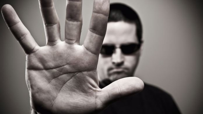  bouncer "title =" bouncer "/> </div>
<ul>
<li><strong> کاربران Konqueror ، Falkon و Qutebrowser به دلیل" نرم افزار ناامن "توسط سرویس های Google رد می شوند. </strong></li>
<li><strong> Google توضیحی درباره ممنوعیت ارائه نداده است ، اما </strong></li>
<li><strong> برخی از راه حل برای این مشکل وجود دارد ، اما انتخاب یک مرورگر دیگر بهترین حرکت در حال حاضر خواهد بود. </strong></li>
</ul>
<p> Google تصمیم گرفته است Konqueror ، Falkon و Qutebrowser را از خدمات خود خارج کند. از آنجا که این شرکت آنها را بسیار ناامن می داند. این بدان معنی است که کاربران محصولات نرم افزاری فوق قادر نخواهند بود به Gmail ، Gdrive ، Calendar ، Photos ، Google Play ، ترجمه ، نقشه ها و جستجوهای خود دسترسی پیدا کنند. در مورد اینکه Google وقتی این ممنوعیت را اعمال کرده است ، مسلم است ، زیرا هیچگونه اطلاعیه رسمی درباره آن وجود ندارد ، با این حال ، کاربران مرورگرهای فوق الذکر مشکلی را که با خدمات Google خود دارند از دیروز تأیید می کنند. </p>
<figure id=